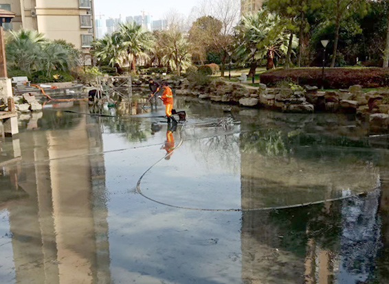 胶州景观池淤泥清理